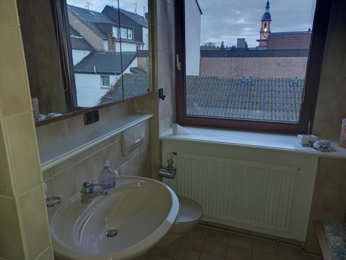 Zentrale Ferienwohnung Mit Blick Auf Die Paulinskirche Trier Exterior photo
