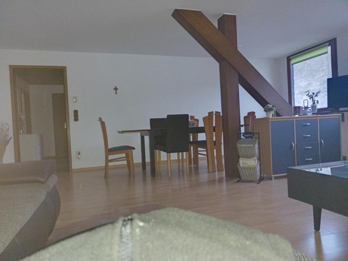 Zentrale Ferienwohnung Mit Blick Auf Die Paulinskirche Trier Exterior photo